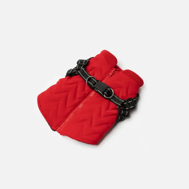 Load image into Gallery viewer, Veste avec harnais intégré rouge pour chien - Boutique Animo - Manteau pour chien
