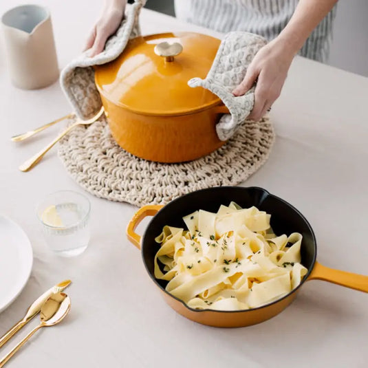 The 3-piece cast iron set