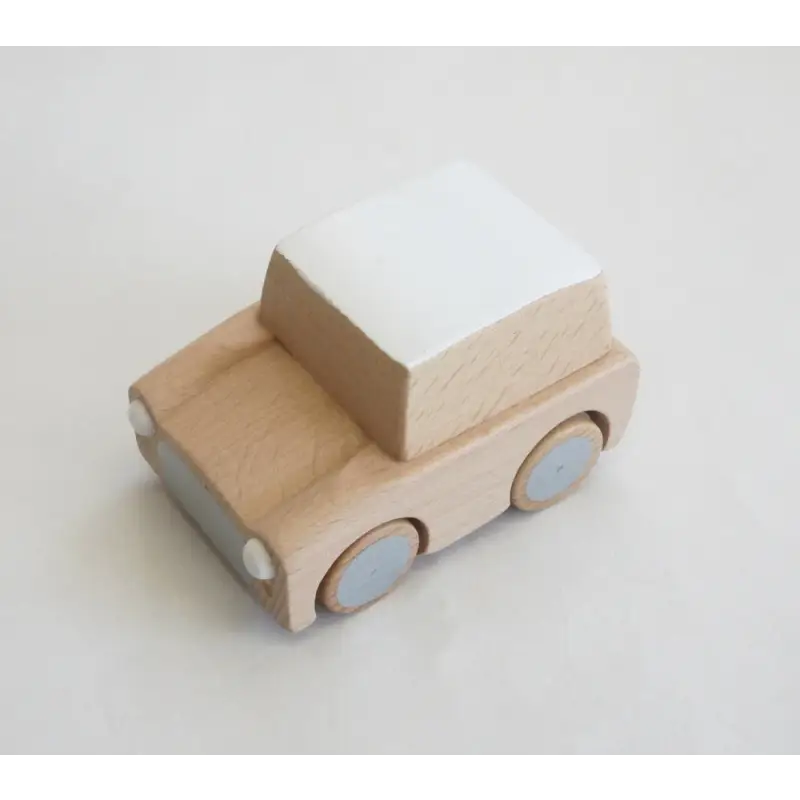 Chargez l&#39;image dans la visionneuse de la galerie, Kuruma car - Voiture à rétrofriction Neutre - 45% de réduction - Kiko &amp; GG - Jouet

