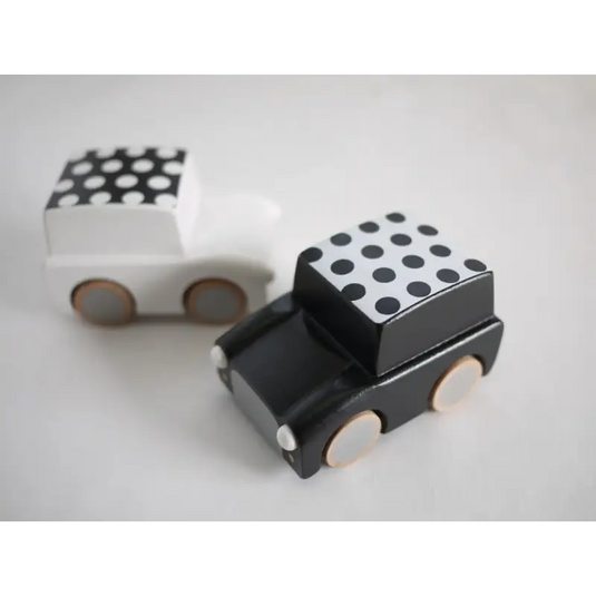 Kuruma car - Voiture à rétrofriction Points noirs - 45% de réduction - Kiko & GG - Jouet